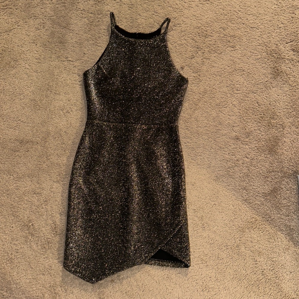 Slim 90s dress